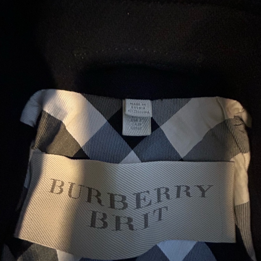 Burberry brit black trench coat, USA size 2, cotton gabardine trench coat.
